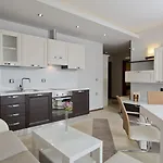 Galeon & מלון סאני ביץ'
